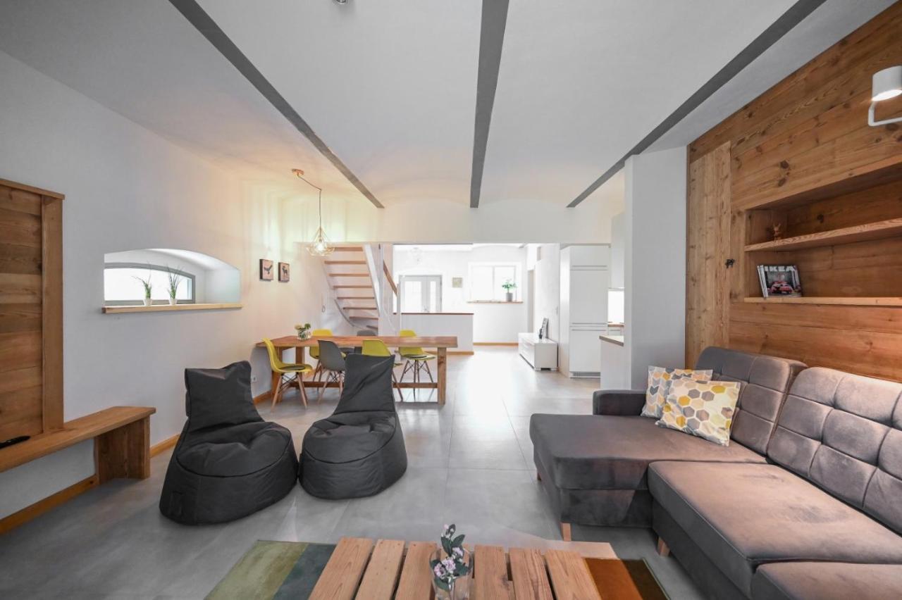 Farmhouse Eckartsberg Im Zittauer Gebirge - Gemuetliche Und Moderne Ferienwohnungen Mit Terrasse Zewnętrze zdjęcie